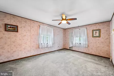 327 Ashland Avenue, Secane, PA 19018 - Photo 14