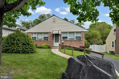 327 Ashland Avenue, Secane, PA 19018 - Photo 2