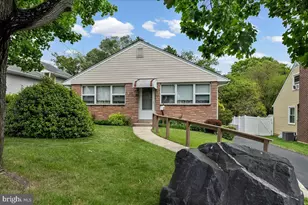 327 Ashland Ave, Secane, PA 19018 - Photo 2