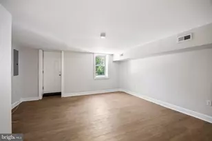 220 Houston St, Chester, PA 19013 - Photo 18