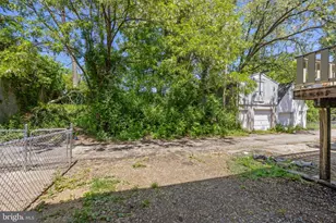 220 Houston St, Chester, PA 19013 - Photo 24