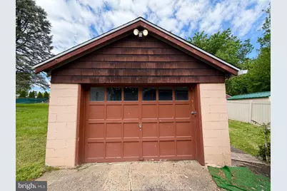 1404 Elmwood Avenue, Sharon Hill, PA 19079 - Photo 104
