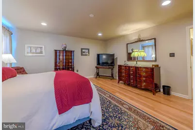 226 E Benedict Avenue, Havertown, PA 19083 - Photo 66