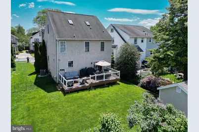226 E Benedict Avenue, Havertown, PA 19083 - Photo 8