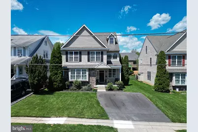 226 E Benedict Avenue, Havertown, PA 19083 - Photo 2