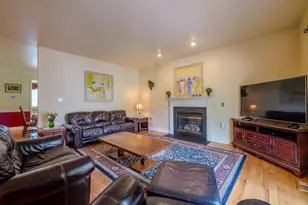 226 E Benedict Ave, Havertown, PA 19083 - Photo 38