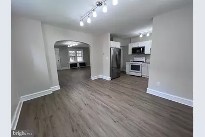 910 E 20th Street, Chester, PA 19013 - Photo 8