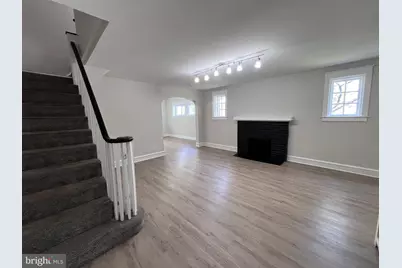 910 E 20th Street, Chester, PA 19013 - Photo 6