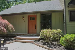 25 Oaktree Hollow Rd, West Chester, PA 19382 - Photo 8