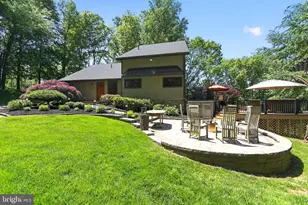 25 Oaktree Hollow Rd, West Chester, PA 19382 - Photo 4