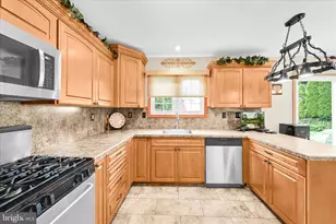 232 Beatrice Ln, Aston, PA 19014 - Photo 14