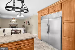 232 Beatrice Ln, Aston, PA 19014 - Photo 18
