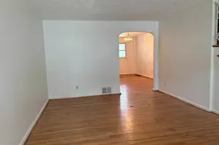 1053 Taylor Dr, Folcroft, PA 19032 - Photo 4