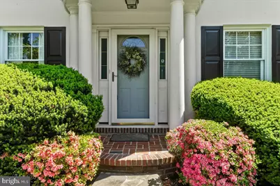 16 Oak Knoll Drive, Wallingford, PA 19086 - Photo 2