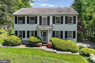 16 Oak Knoll Dr, Wallingford, PA 19086 - Photo 1