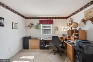 2202 Briarcliff Ave, Upper Chichester, PA 19061 - Photo 30