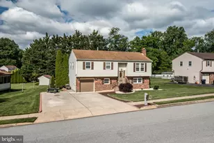 2202 Briarcliff Ave, Upper Chichester, PA 19061 - Photo 52