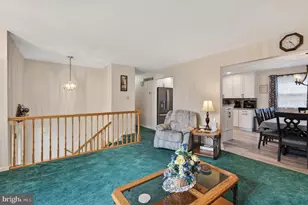 2202 Briarcliff Ave, Upper Chichester, PA 19061 - Photo 12