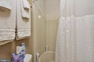 2202 Briarcliff Ave, Upper Chichester, PA 19061 - Photo 28