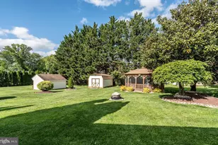2202 Briarcliff Ave, Upper Chichester, PA 19061 - Photo 44