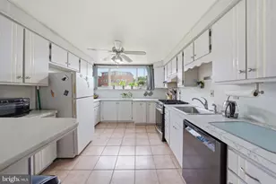 134 Crum Creek Dr, Woodlyn, PA 19094 - Photo 14