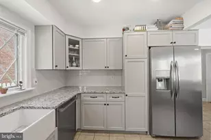 1405 Maryland Ave, Havertown, PA 19083 - Photo 14