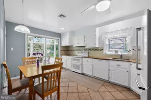 8 N Longpoint Ln, Rose Valley, PA 19063 - Photo 10