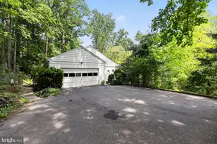8 N Longpoint Ln, Rose Valley, PA 19063 - Photo 34