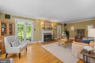 230 S Wayne Ave, Wayne, PA 19087 - Photo 8