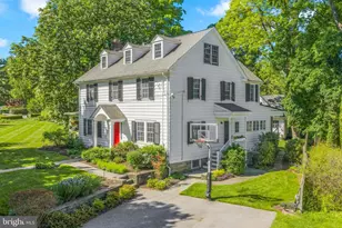 230 S Wayne Ave, Wayne, PA 19087 - Photo 2