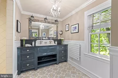 230 S Wayne Avenue, Wayne, PA 19087 - Photo 28