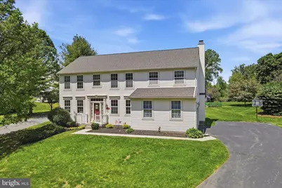 713 Iris Lane, Media, PA 19063 - Photo 2