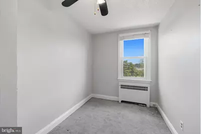 110 Academy Lane, Upper Darby, PA 19082 - Photo 18