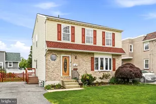 304 Hinkson Blvd, Ridley Park, PA 19078 - Photo 2
