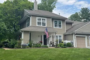 321 Danbury Ct, Glen Mills, PA 19342 - Photo 1