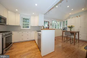 646 Beechwood Dr, Havertown, PA 19083 - Photo 12