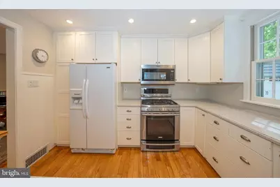 646 Beechwood Drive, Havertown, PA 19083 - Photo 14