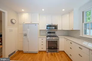 646 Beechwood Dr, Havertown, PA 19083 - Photo 14