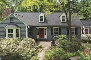 646 Beechwood Dr, Havertown, PA 19083 - Photo 2
