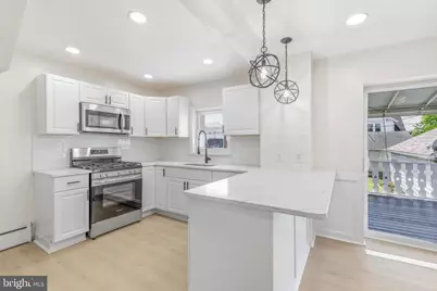 102 E Oak Lane, Glenolden, PA 19036 - Photo 16