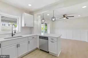 102 E Oak Ln, Glenolden, PA 19036 - Photo 14