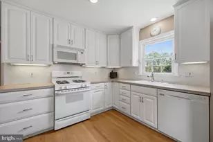 109 Rodney Cir, Bryn Mawr, PA 19010 - Photo 10