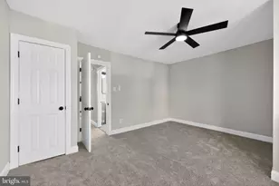 22 Summit St, Darby, PA 19023 - Photo 12
