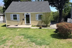 86 Mildred Ln, Aston, PA 19014 - Photo 1