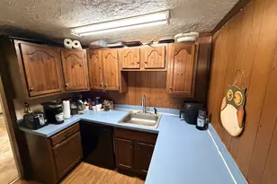 86 Mildred Ln, Aston, PA 19014 - Photo 4