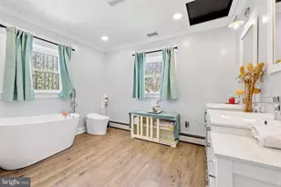 1010 Excelsior Dr, Upper Chichester, PA 19014 - Photo 14