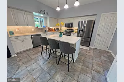 218 Waterford Way, Garnet Valley, PA 19060 - Photo 2