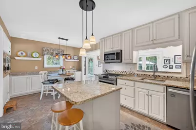 2225 E Helms Manor, Upper Chichester, PA 19061 - Photo 14