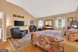 2225 E Helms Manor, Upper Chichester, PA 19061 - Photo 20