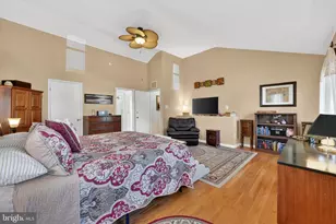 2225 E Helms Manor, Upper Chichester, PA 19061 - Photo 22
